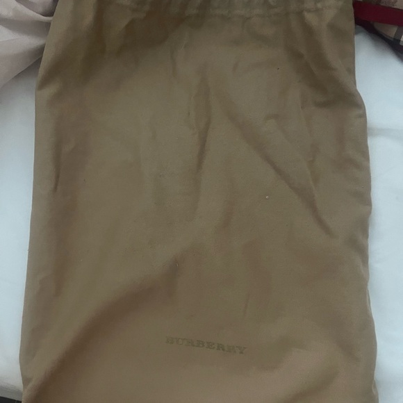 Burberry bucket bag - Picture 2 of 4